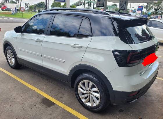 VOLKSWAGEN T-CROSS 1.0 200 TSI TOTAL FLEX AUTOMÁTICO VOLKSWAGEN T-CROSS 1.0 200 TSI TOTAL FLEX AUTOMÁTICO